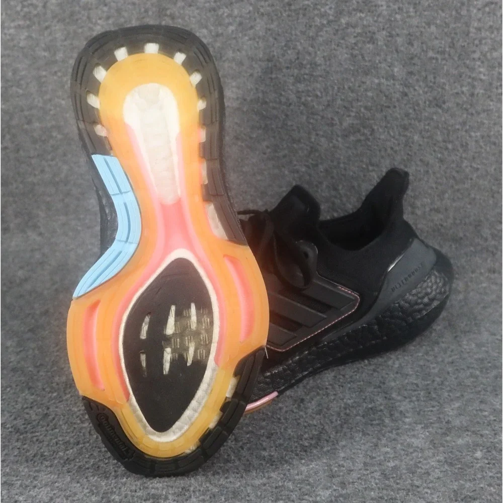 Adidas Ultraboost 22 Parley GX5927 Women's Size 9 Black Beam Pink Running Shoes